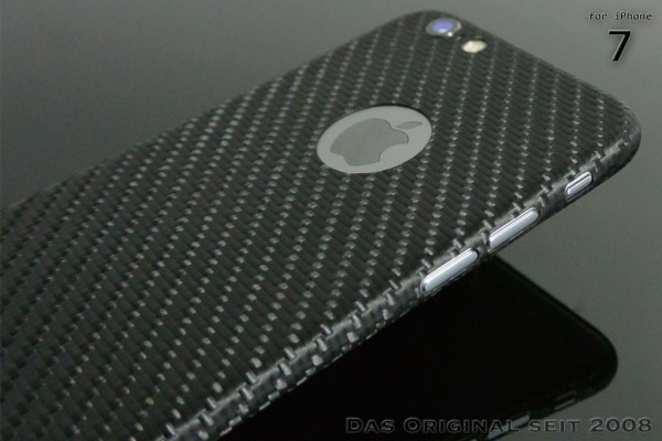 Carbon Cover iPhone 7 avec Logo Window